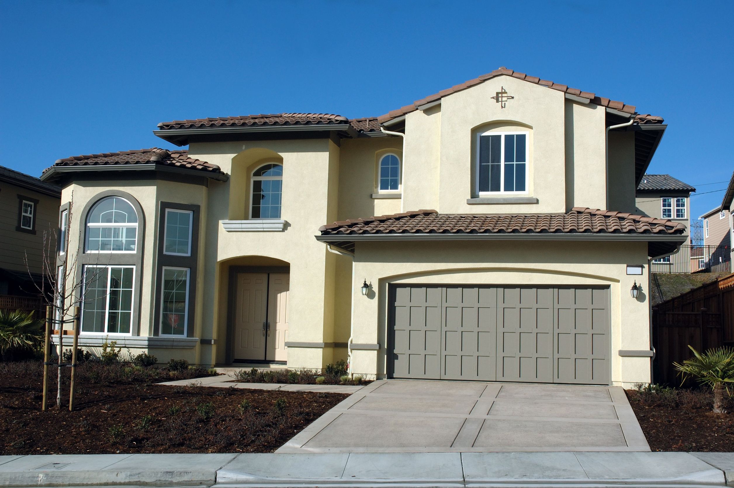 Signs Garage Door Openers Replacement Bonita Springs is Needed because of a Lightning Strike