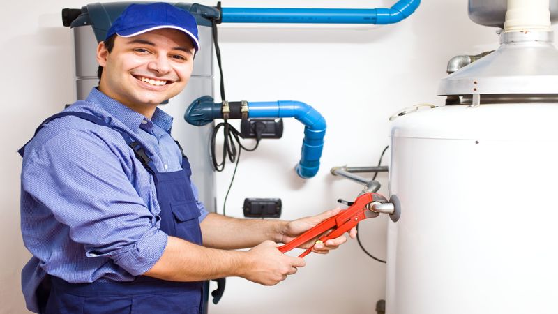 The Benefits of Tankless Water Heaters in Chicago